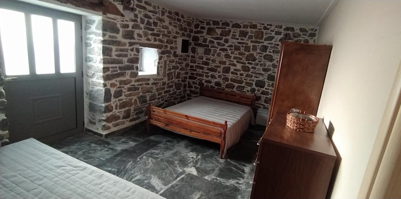 Holiday home Traditional Stone House Vrisi Episkopi (Euboea)