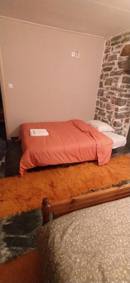 Holiday home Traditional Stone House Vrisi Episkopi (Euboea)